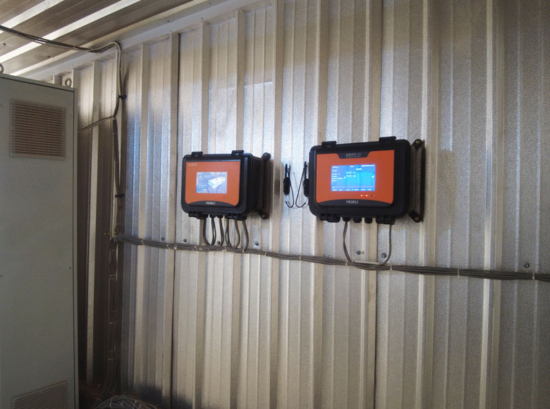 Proyek Pemeliharaan Ayam Broiler di Lantai Arab Saudi
