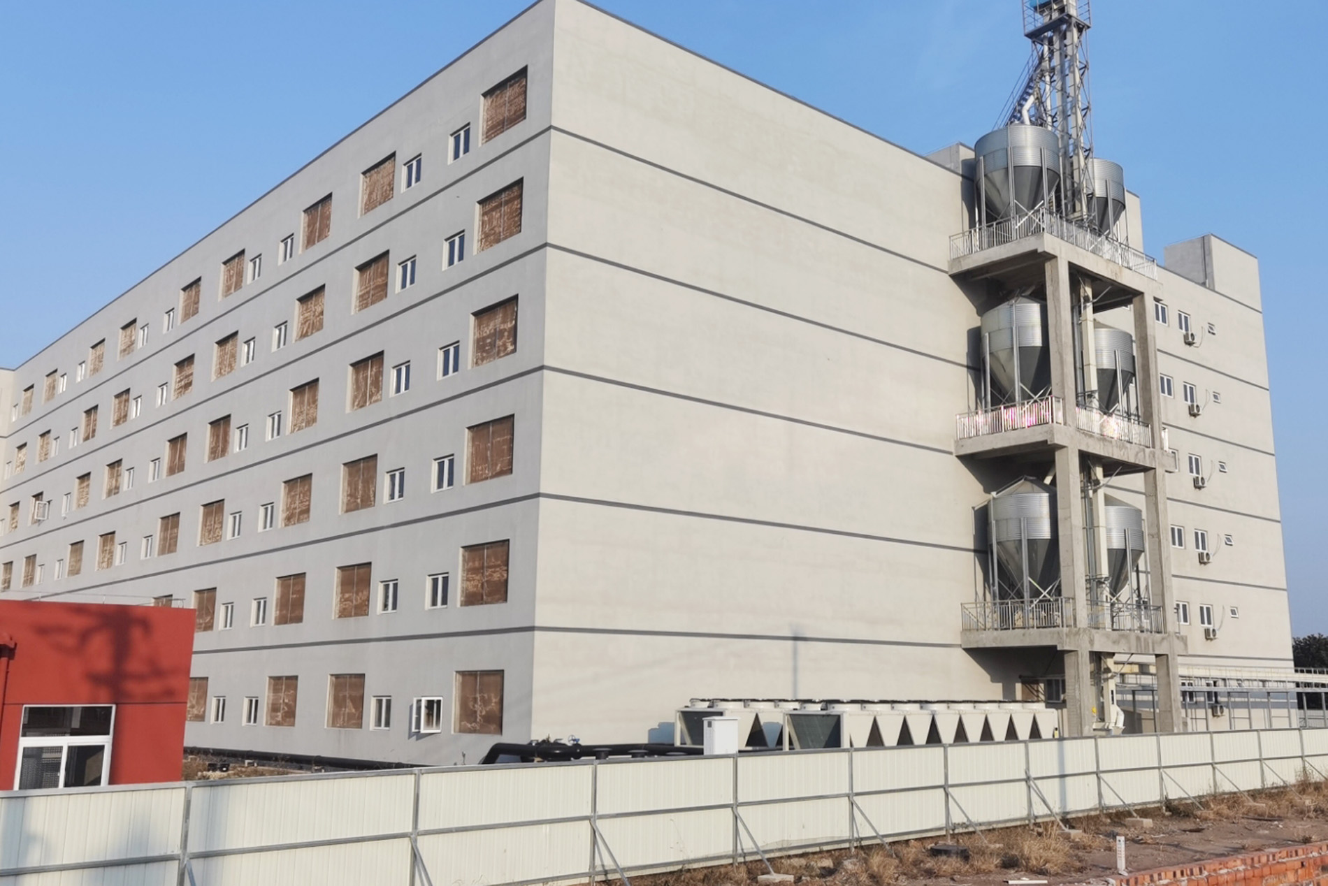 Proyek Gedung Bertingkat Dekon