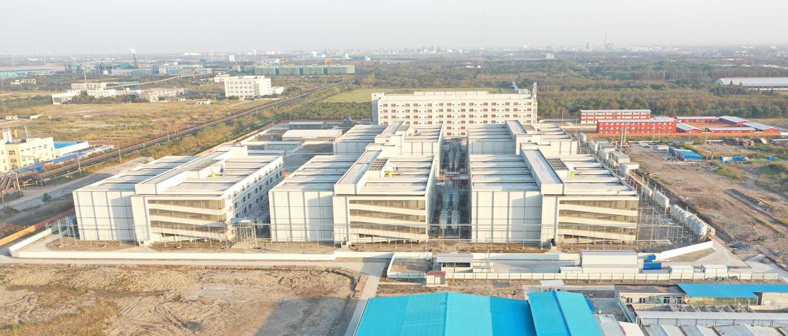 Proyek Gedung Bertingkat Dekon